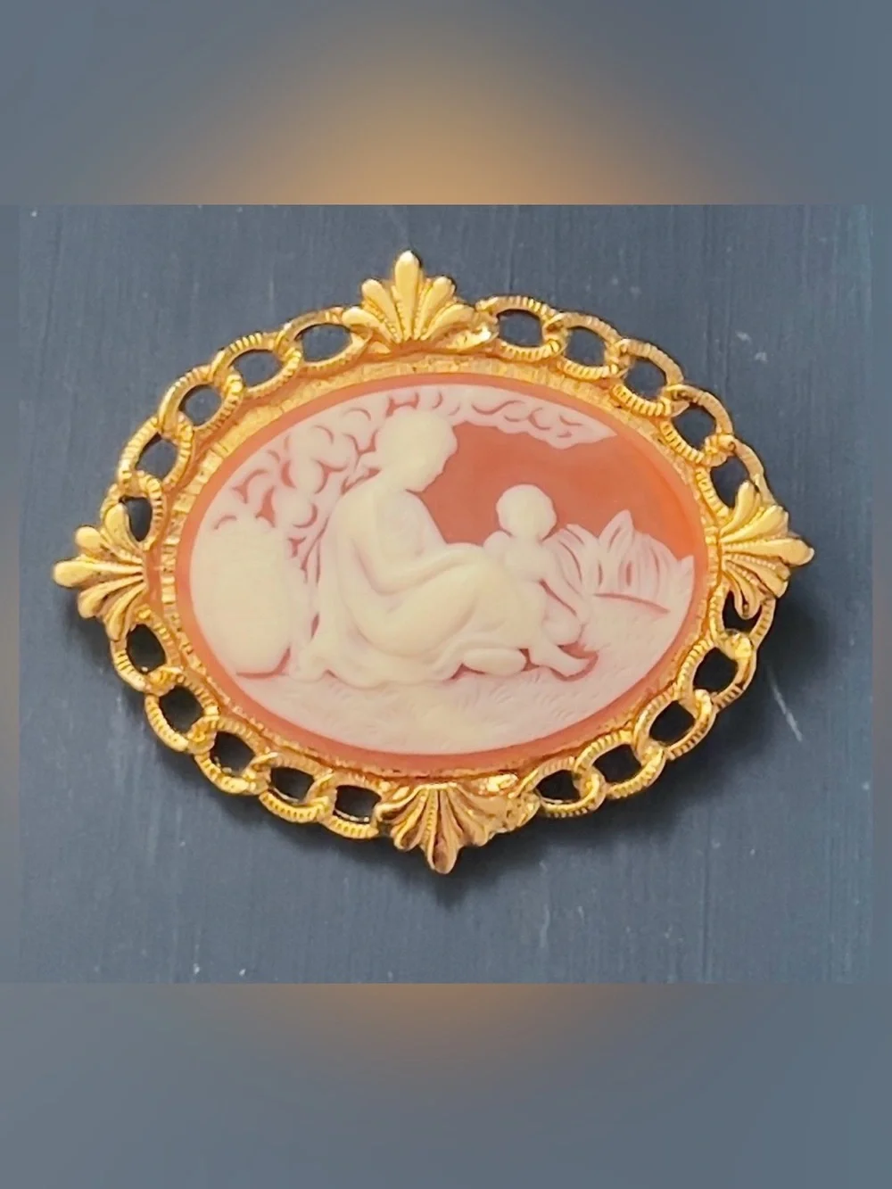 Vintage Large 2.5” Mother & Child Cameo Pendant Brooch